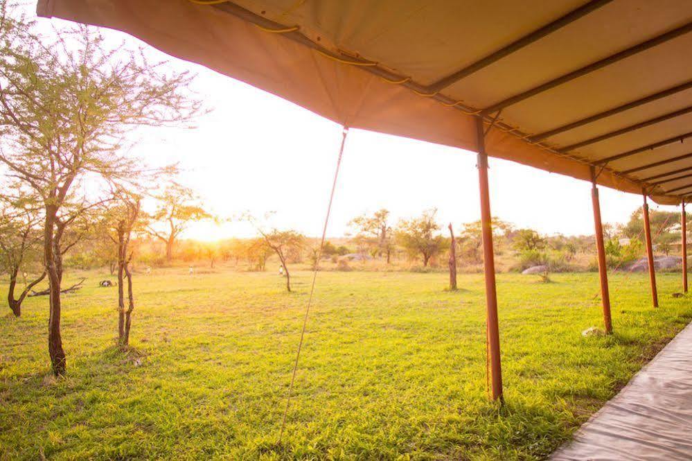 Kisura Serengeti Camp Soronera Bagian luar foto
